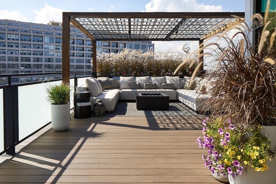 design build rooftop deck