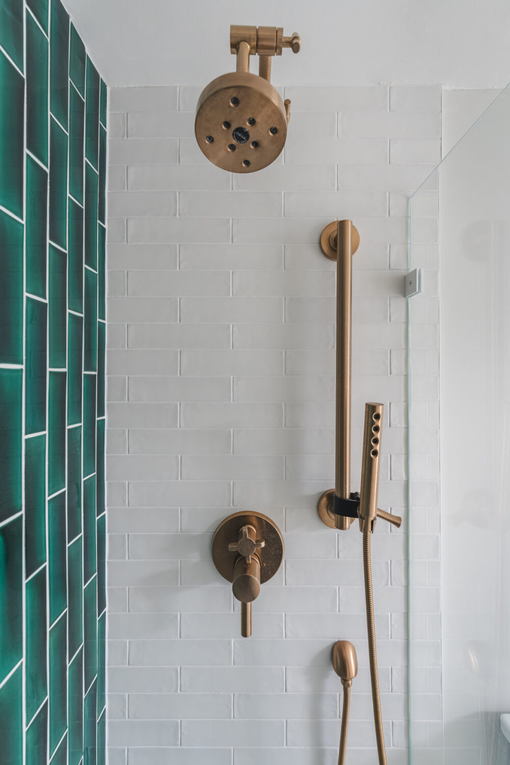 4 Tips for Finding the Best Shower Head